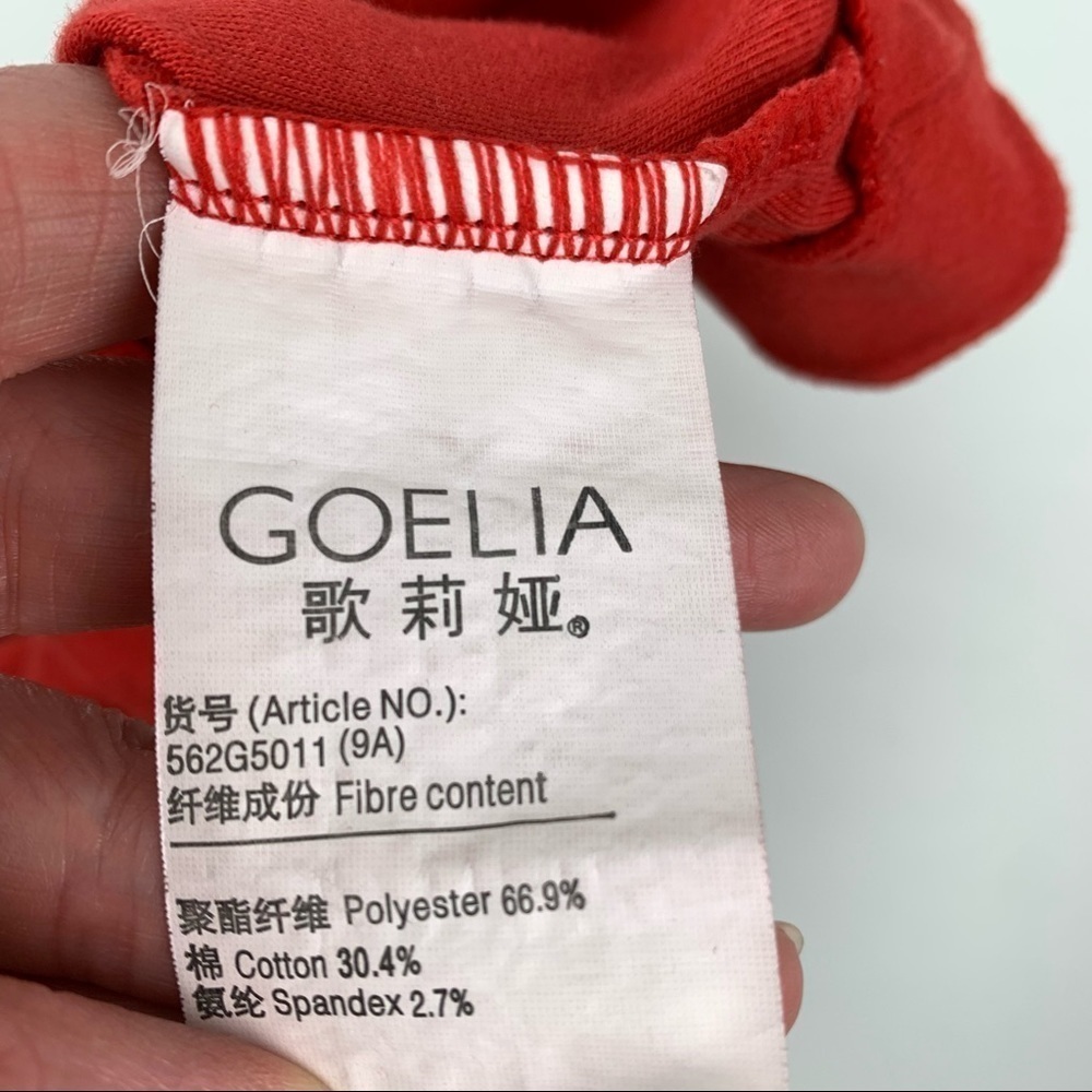 GOELIA Graphic Red Long Sleeved  Top with Crocheted Hood size small - Picture 10 of 11